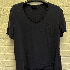 100% Silk Equipment Navy Blue Relaxed Short Sleeve T-Shirt